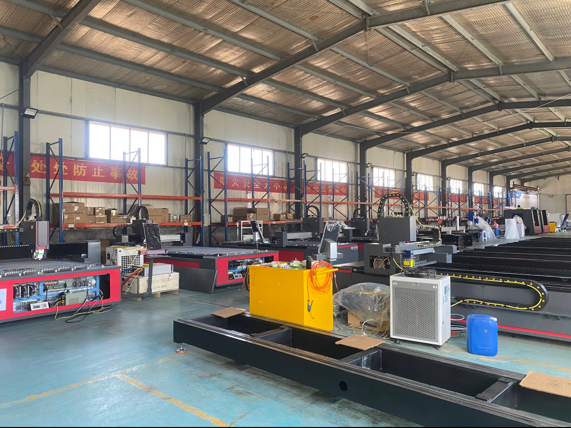 5' x 10' Fiber Laser CNC Machine 3000W